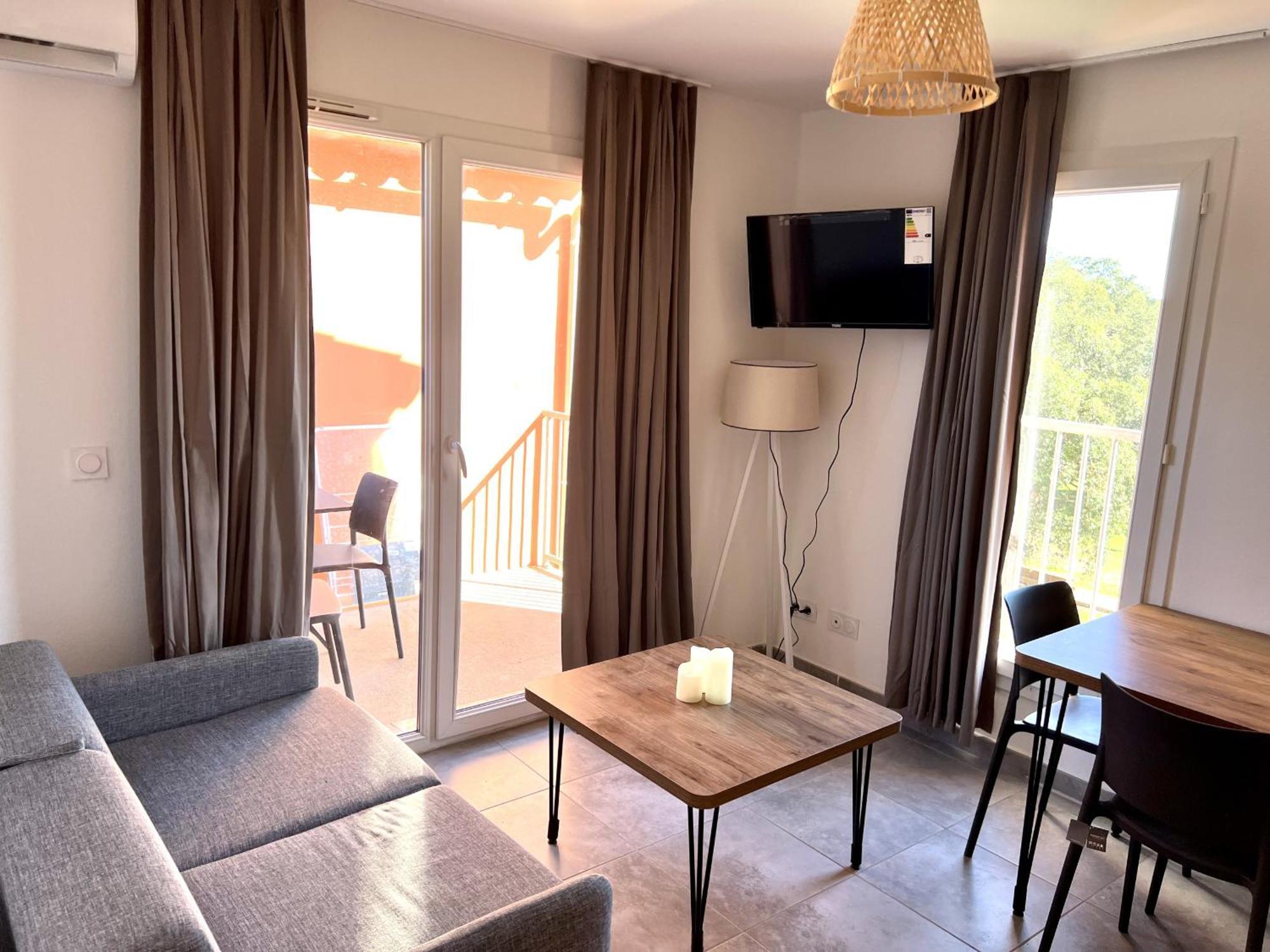 Residence Hoteliere Les Hameaux De Saint Cyprien 25 M2 Lecci Exterior photo
