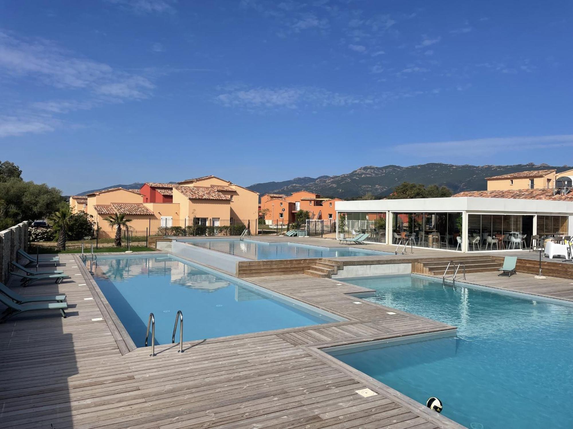 Residence Hoteliere Les Hameaux De Saint Cyprien 25 M2 Lecci Exterior photo