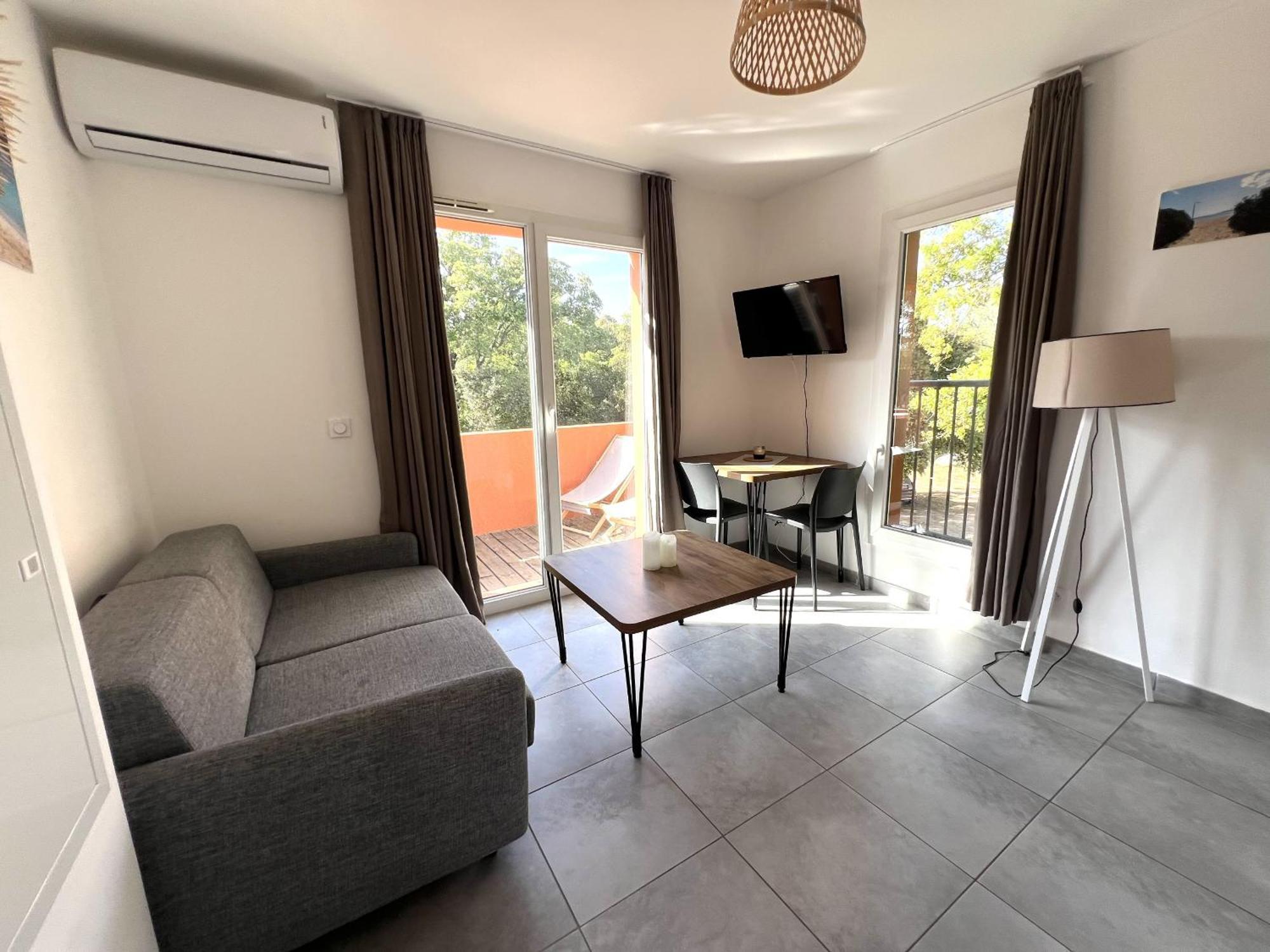 Residence Hoteliere Les Hameaux De Saint Cyprien 25 M2 Lecci Exterior photo