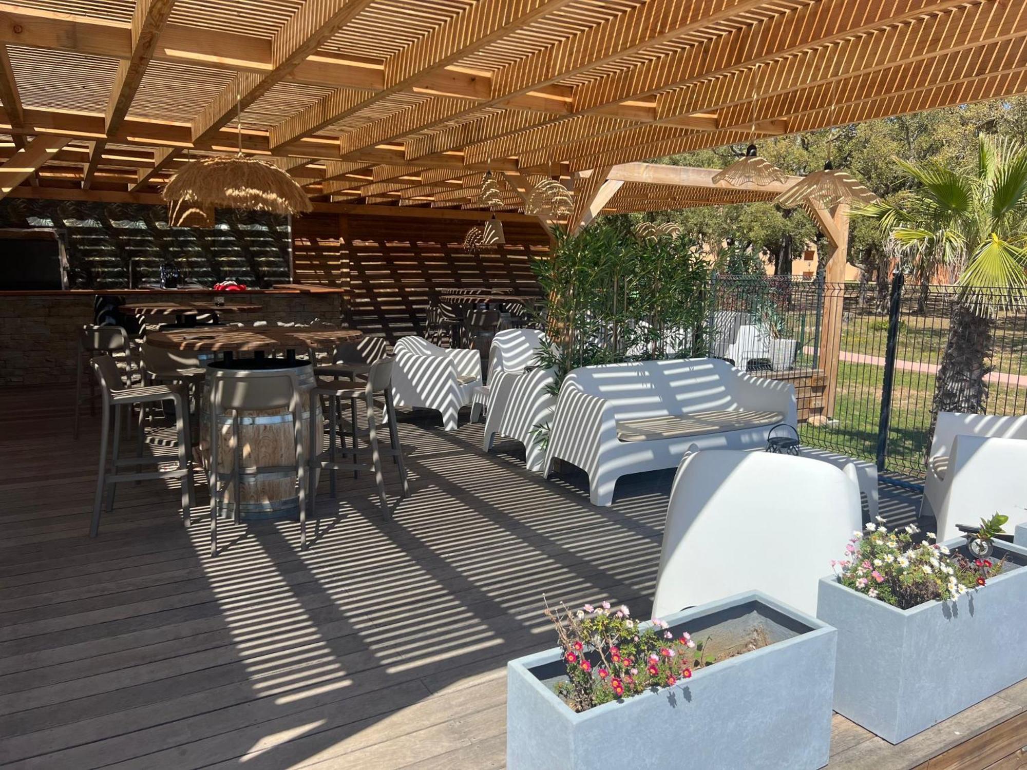 Residence Hoteliere Les Hameaux De Saint Cyprien 25 M2 Lecci Exterior photo