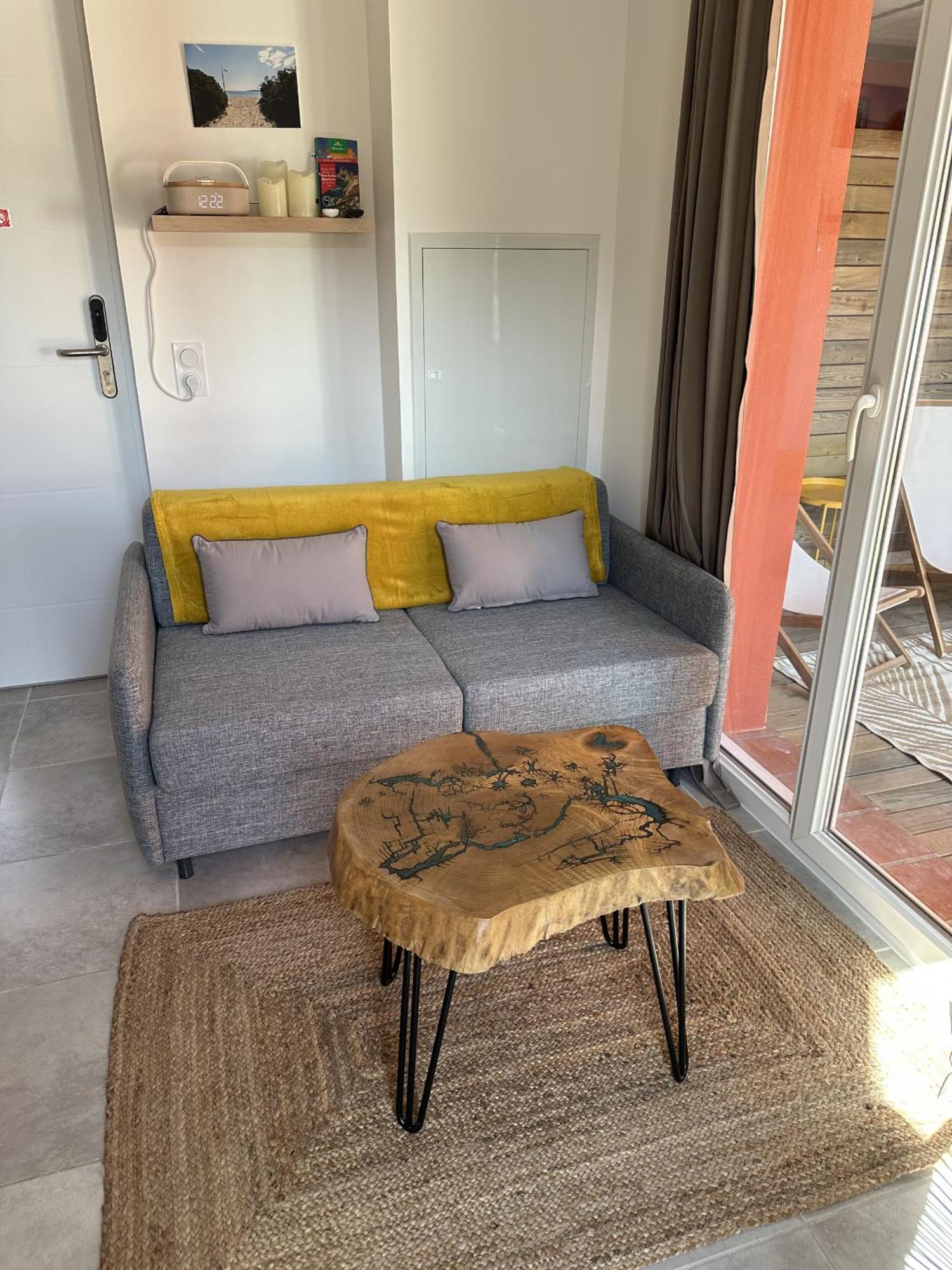 Residence Hoteliere Les Hameaux De Saint Cyprien 25 M2 Lecci Exterior photo